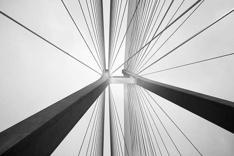 Pylon mostu rędzińskiego