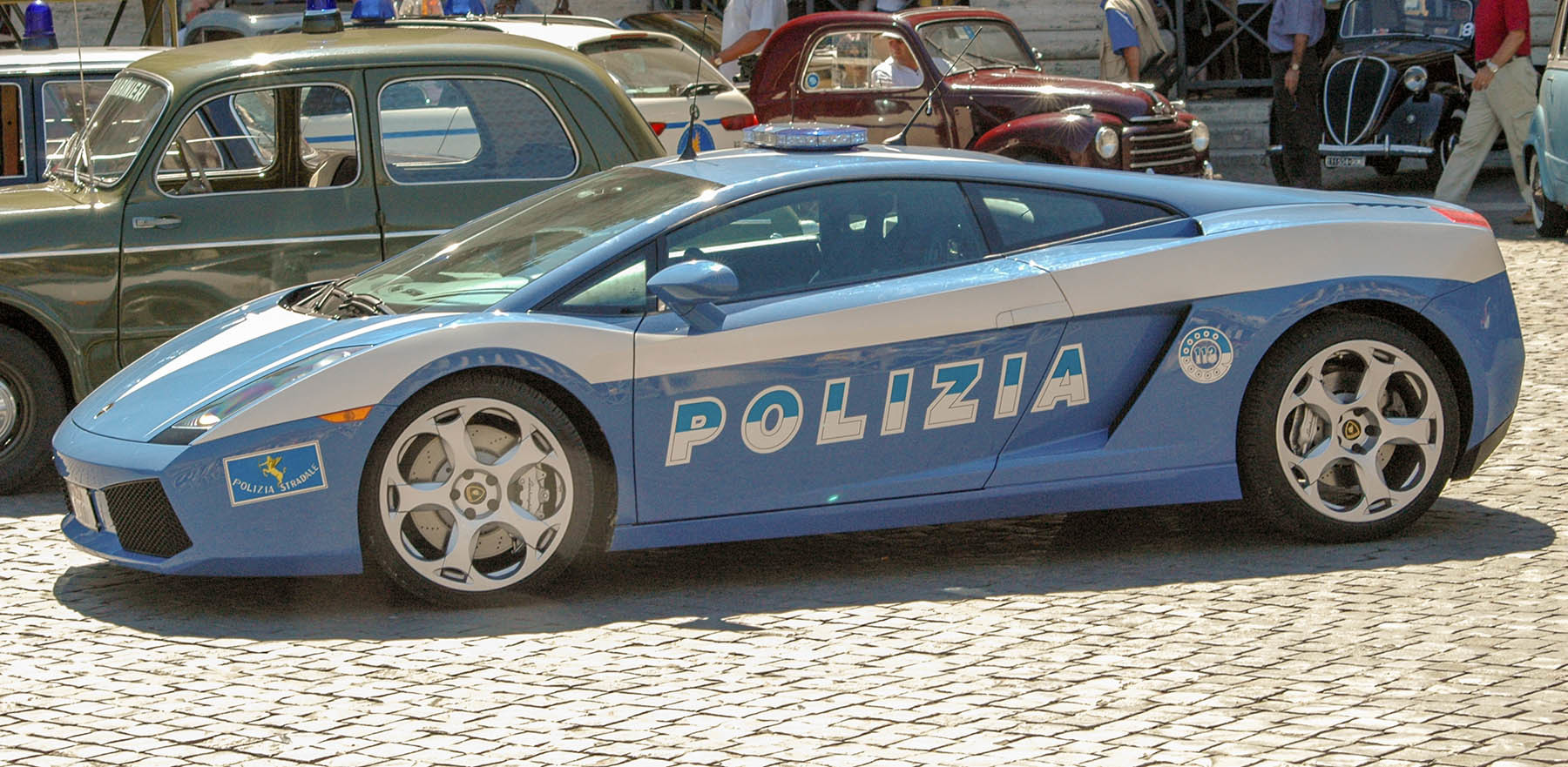 Radiowów Lamborghini włoskiej policji autostradowej